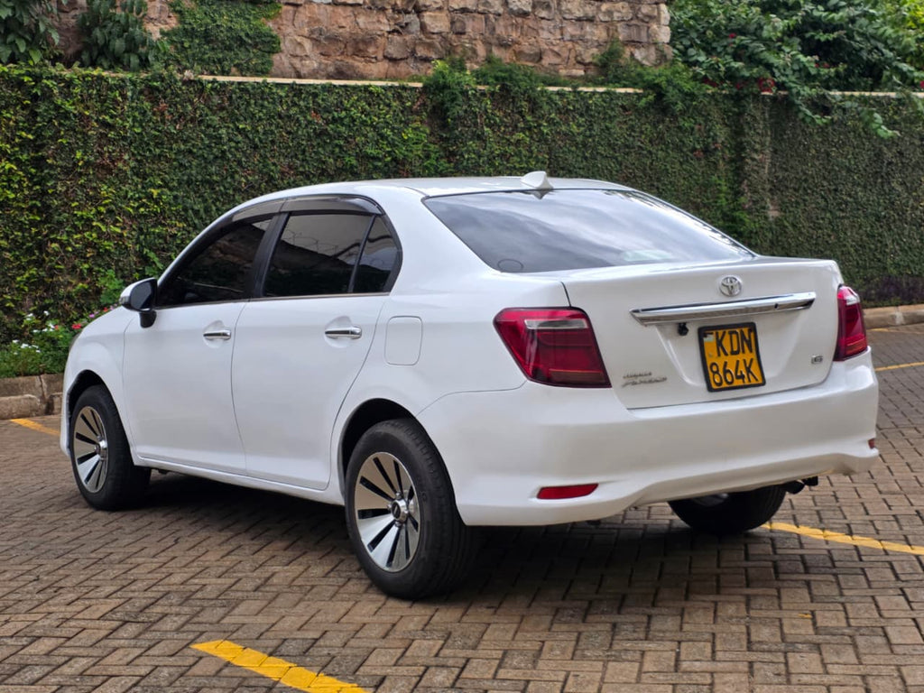 2016 TOYOTA AXIO