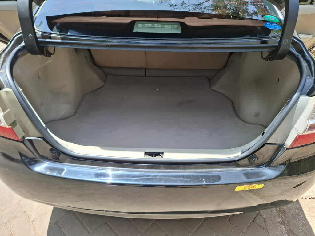 TOYOTA PREMIO T260