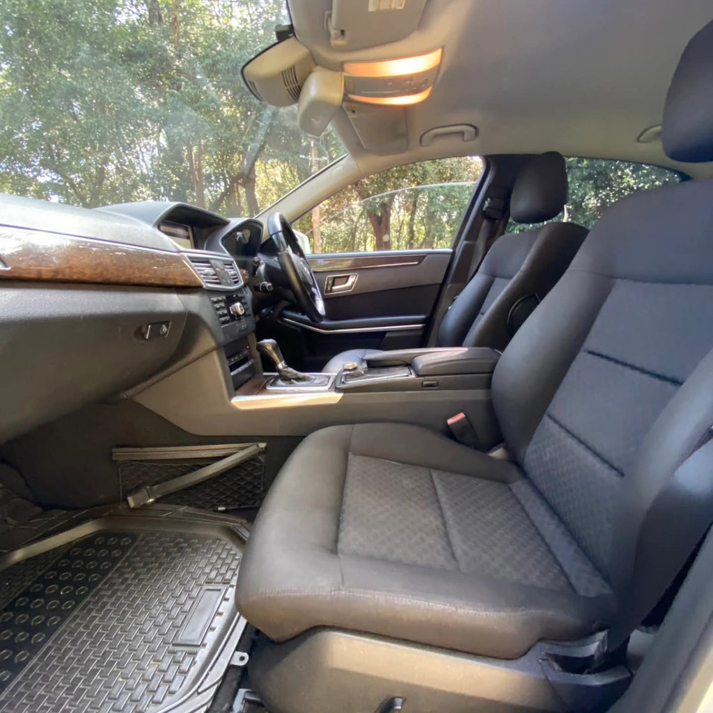 Mercedes Benz E250 W212