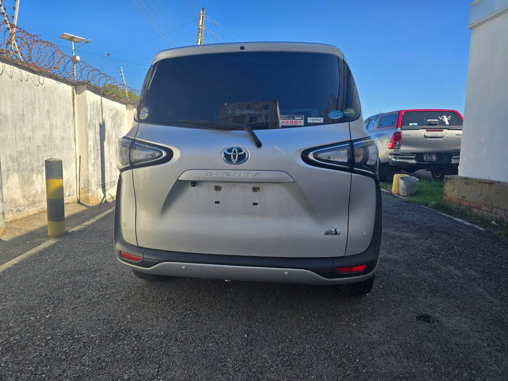 2020 Toyota sienta