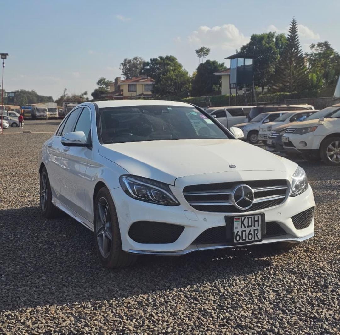 Mercedes-Benz C200