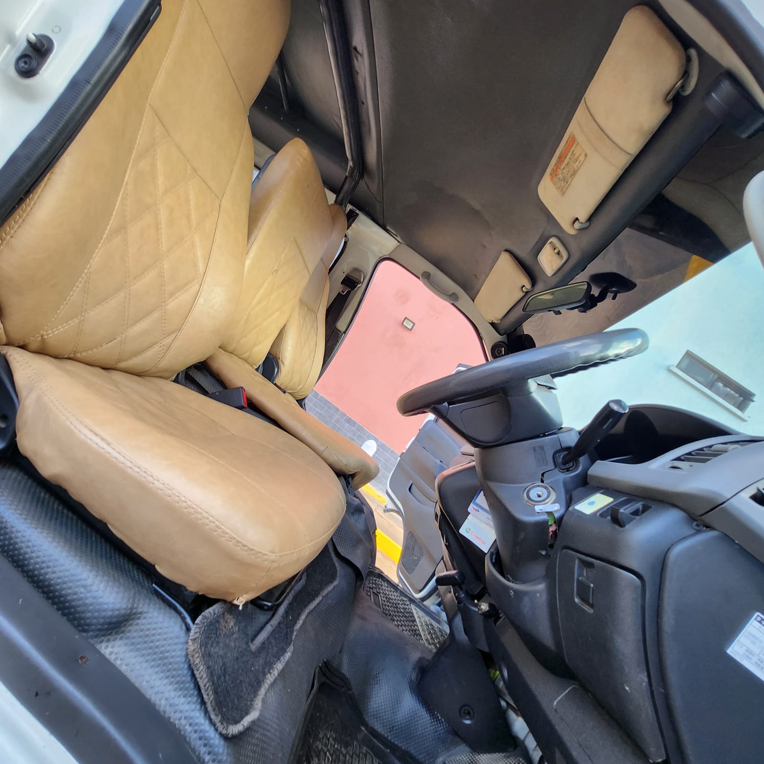 2012 TOYOTA HIACE TOUR VAN 4WD