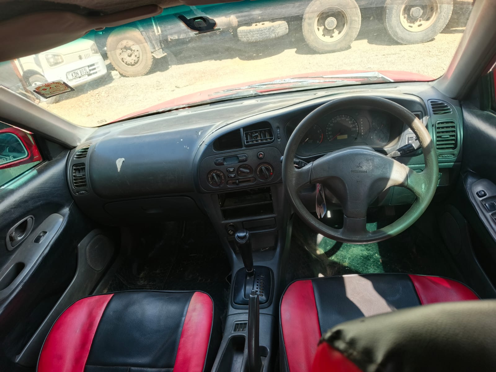 Mitsubishi Lancer