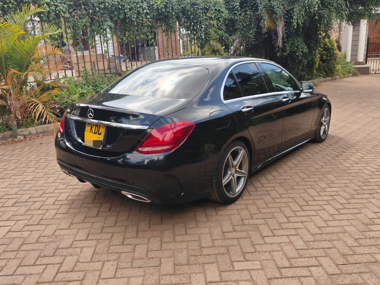 2016 Mercedes Benz C200