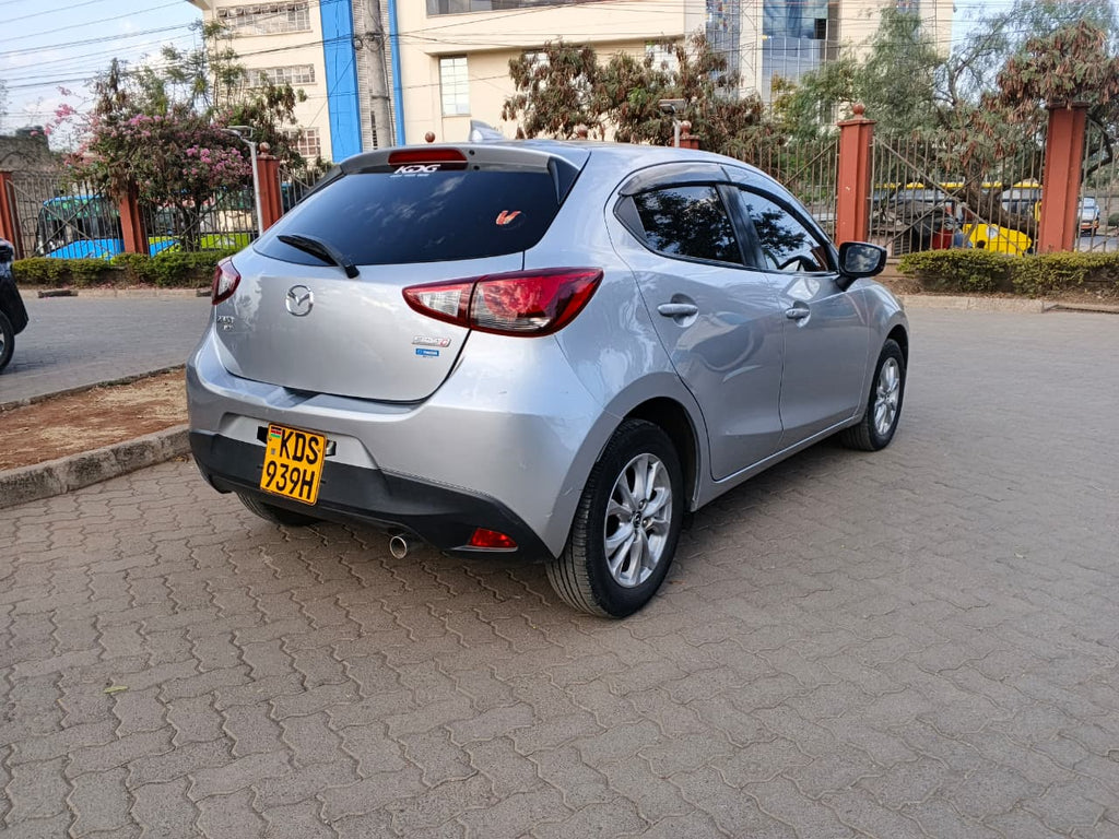 2019 Mazda demio