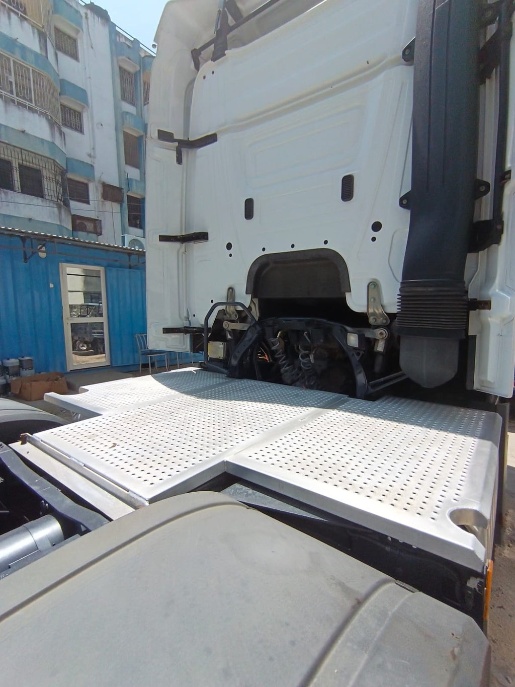 𝟐𝟎𝟏𝟖 𝐌𝐞𝐫𝐜𝐞𝐝𝐞𝐬‑𝐁𝐞𝐧𝐳 𝐀𝐜𝐭𝐫𝐨𝐬 𝟐𝟓𝟒𝟑 𝟔×𝟐 𝐌𝐏𝟒