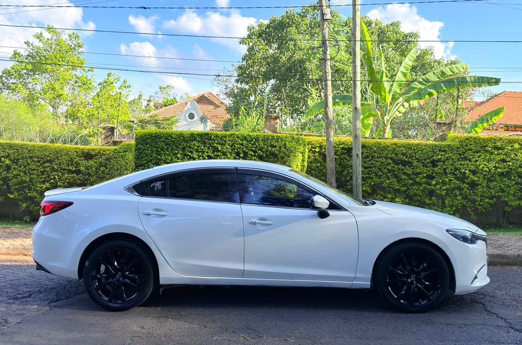 2015 Mazda Atenza
