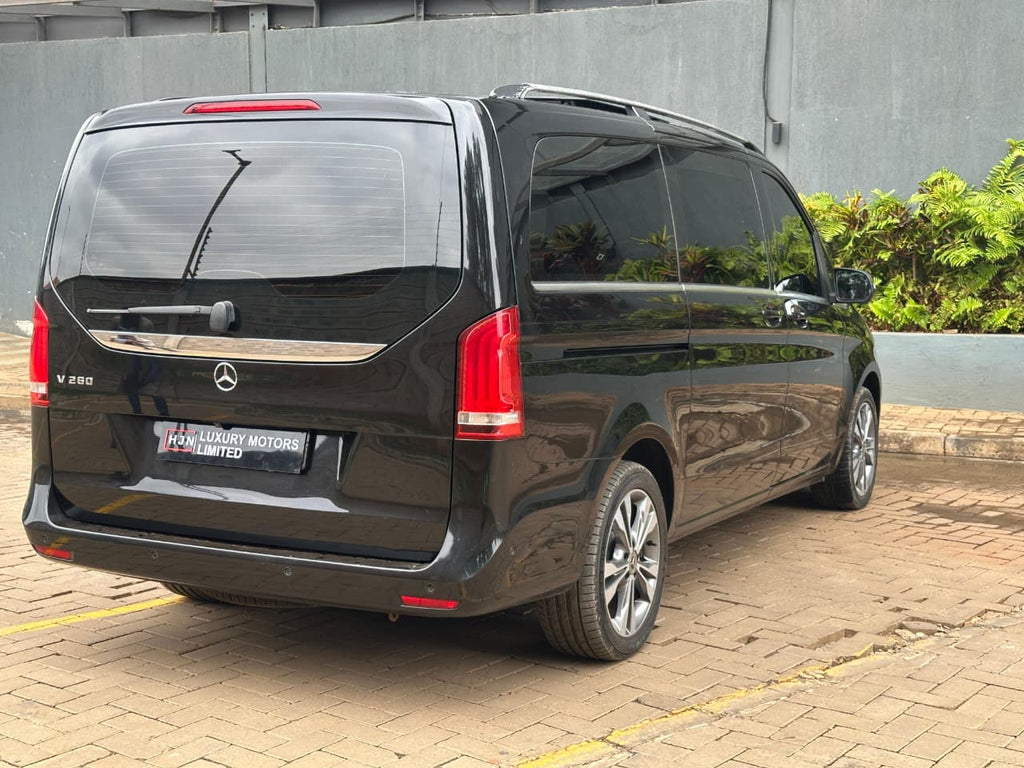 2018 MERCEDES BENZ VIANO V260
