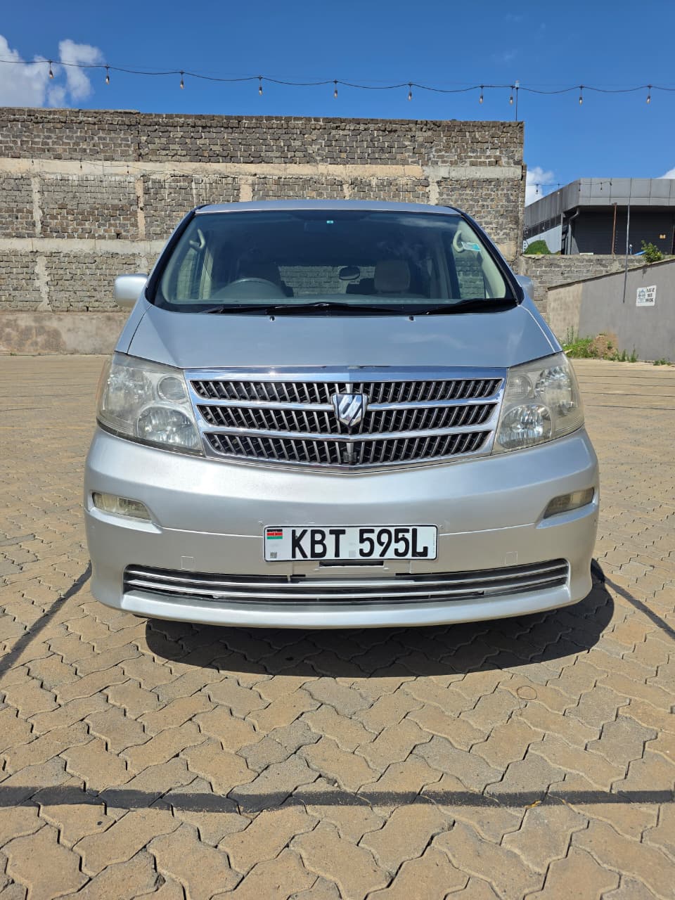 TOYOTA ALPHARD