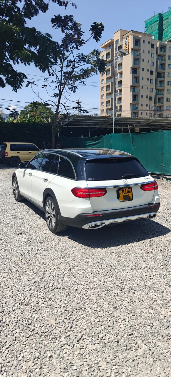 Mercedes-Benz E-Class All-Terrain 220d