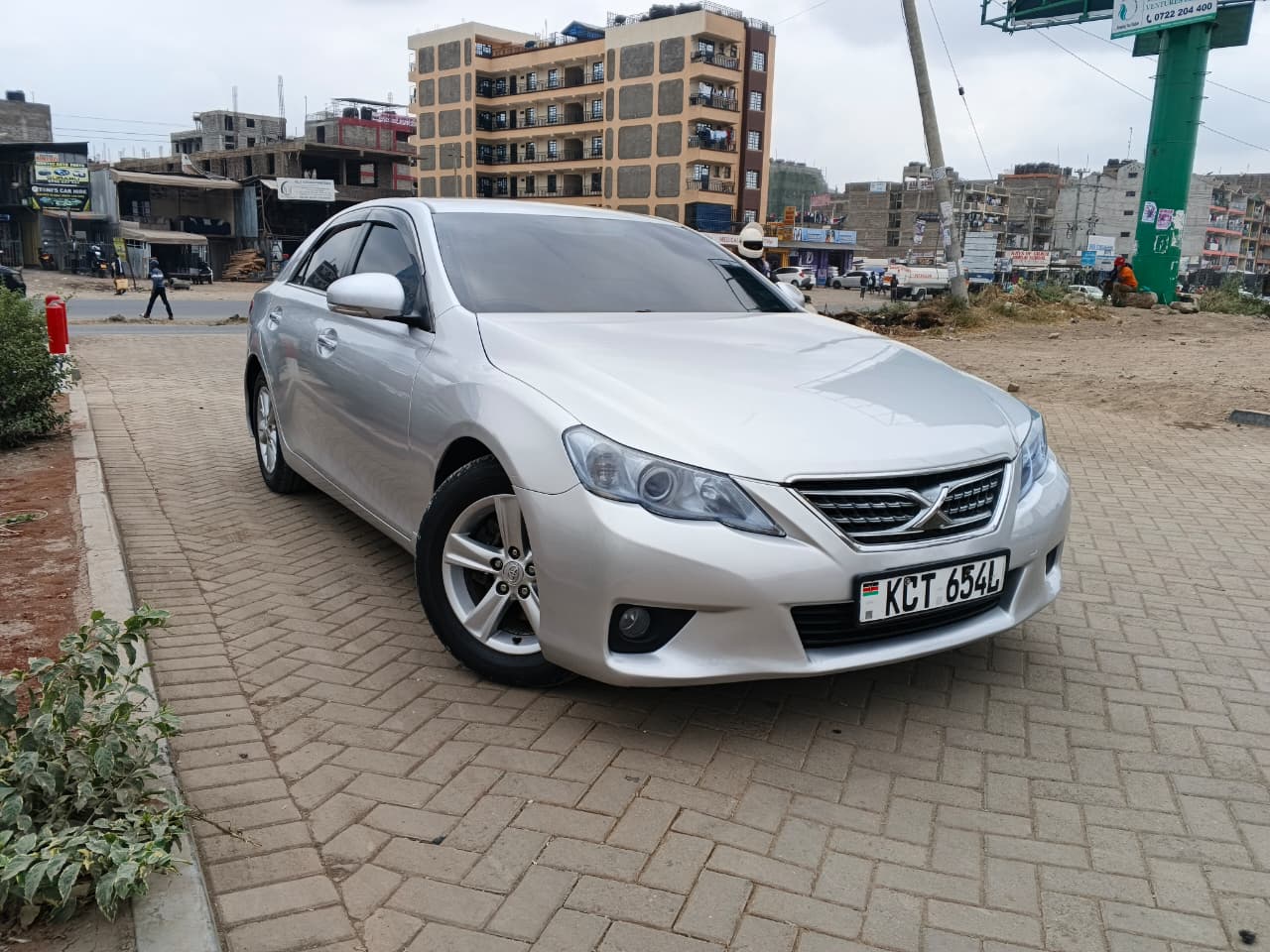 2011 Toyota mark X
