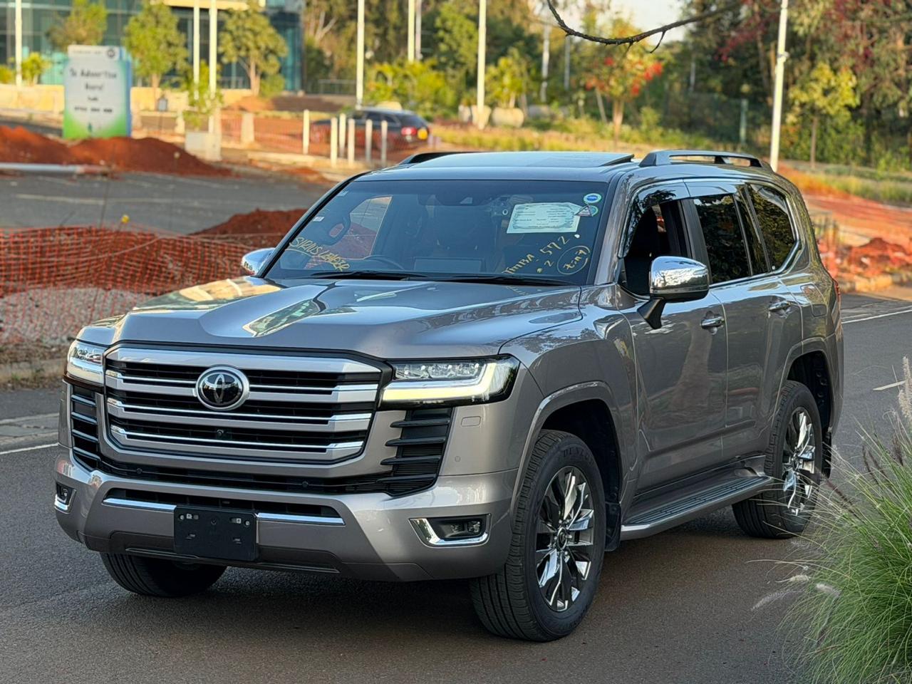 𝟐𝟎𝟐2 𝗧𝗢𝗬𝗢𝗧𝗔 𝗟𝗔𝗡𝗗 𝗖𝗥𝗨𝗜𝗦𝗘𝗥 𝟯𝟬𝟬 𝗦𝗘𝗥𝗜𝗘𝗦-𝗭𝗫 BRONZ