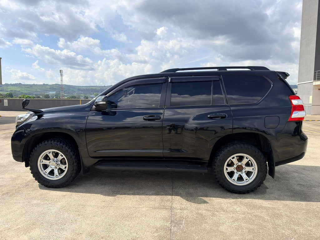 2017 TOYOTA PRADO TRJ150
