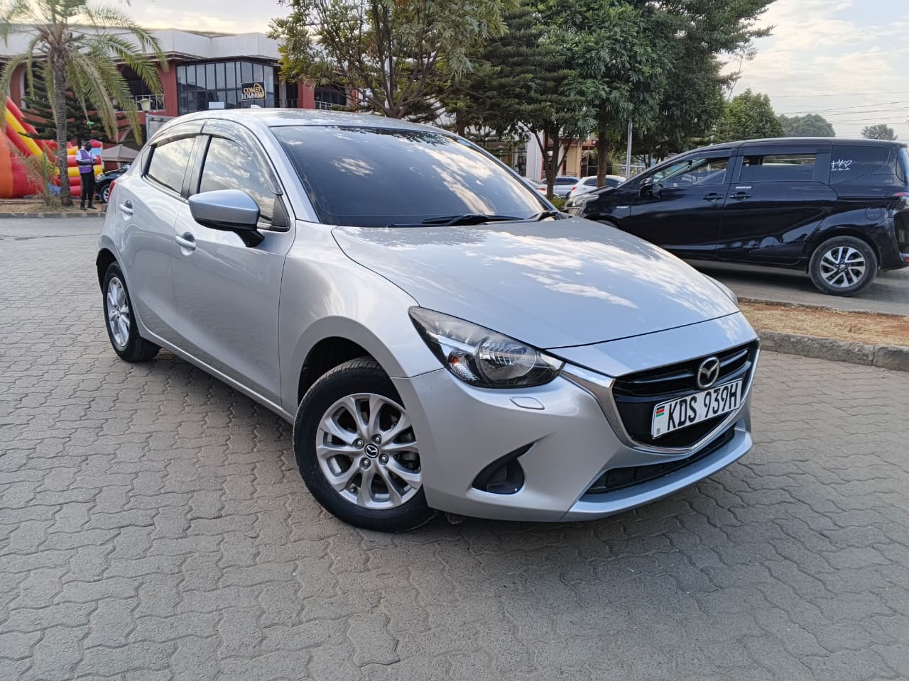 2019 Mazda demio