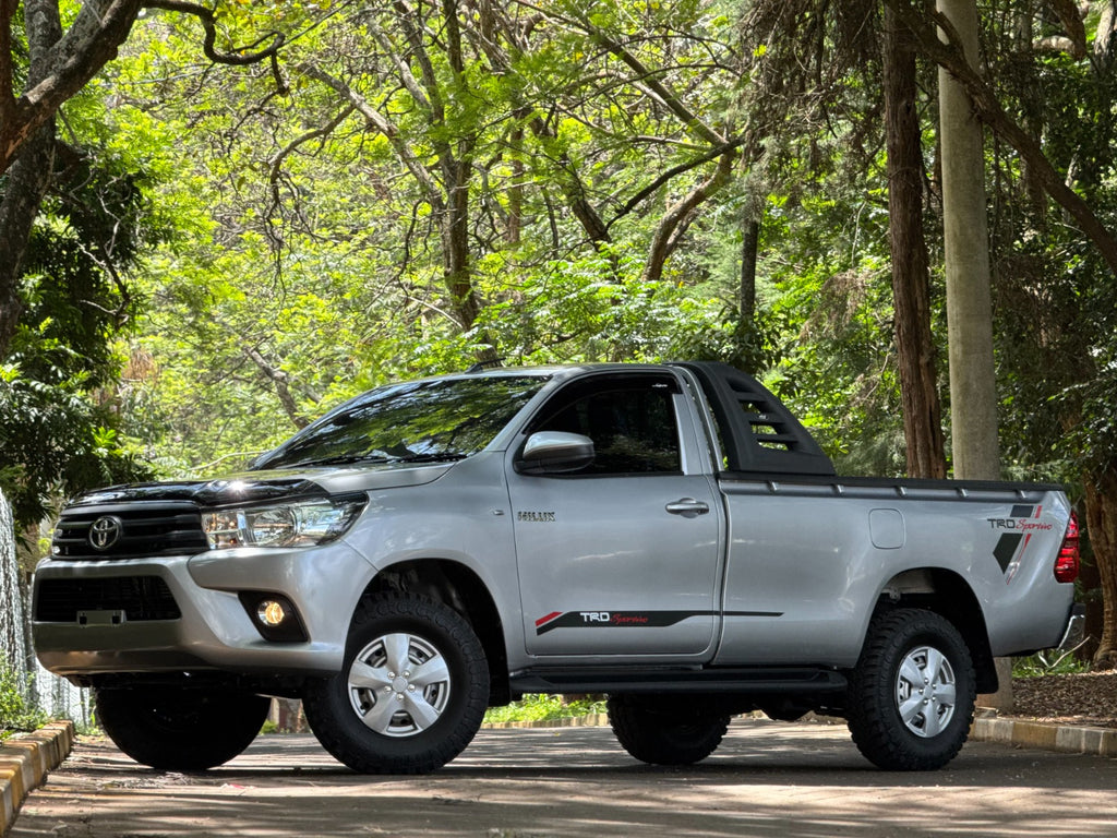 𝟐𝟎𝟏𝟖 𝐓𝐎𝐘𝐎𝐓𝐀 𝐇𝐈𝐋𝐔𝐗 𝐒𝐈𝐍𝐆𝐋𝐄 𝐂𝐀𝐁𝐈𝐍 𝐇𝐈𝐆𝐇𝐑𝐈𝐃𝐄𝐑