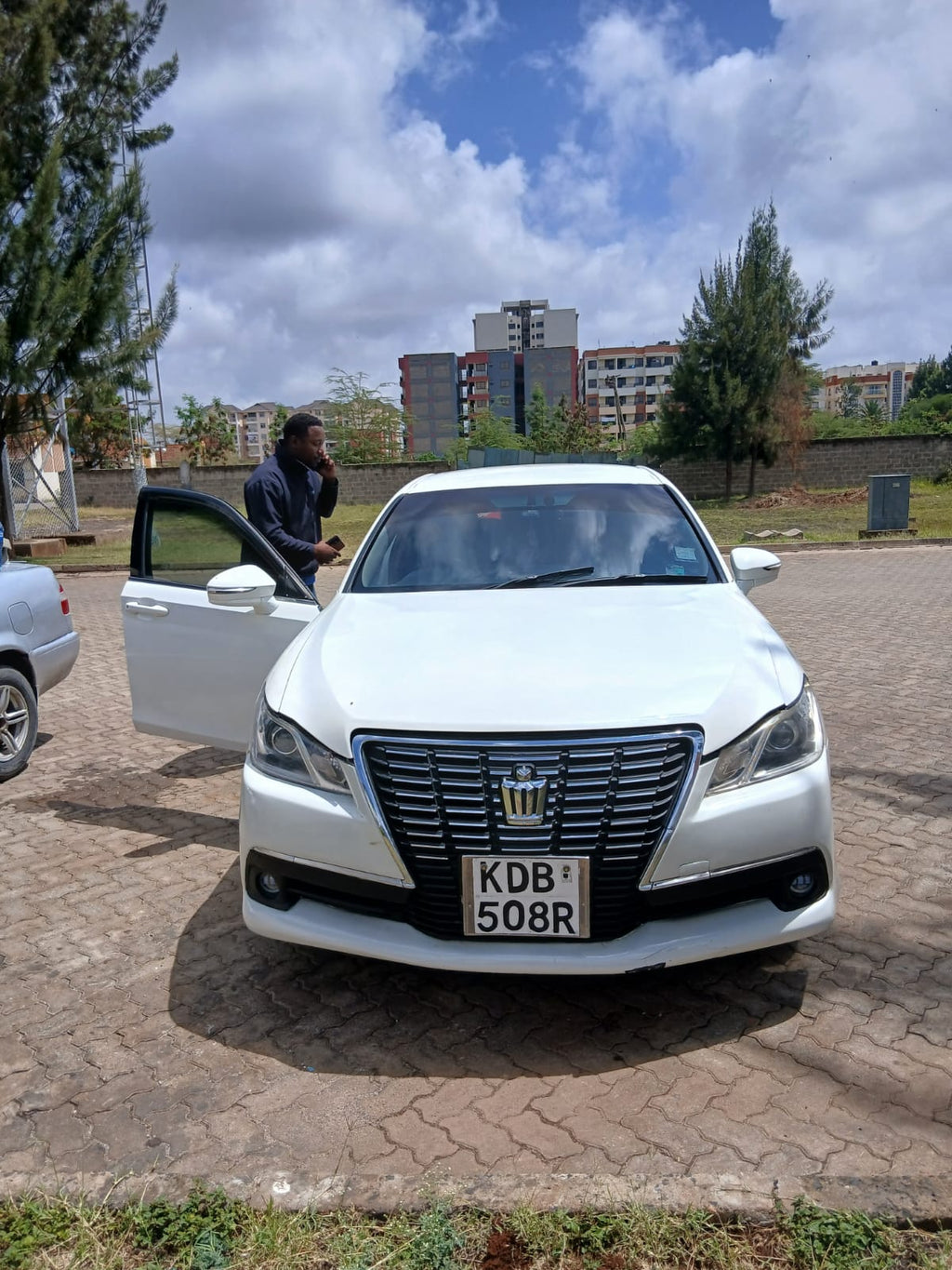 2014 TOYOTA CROWN