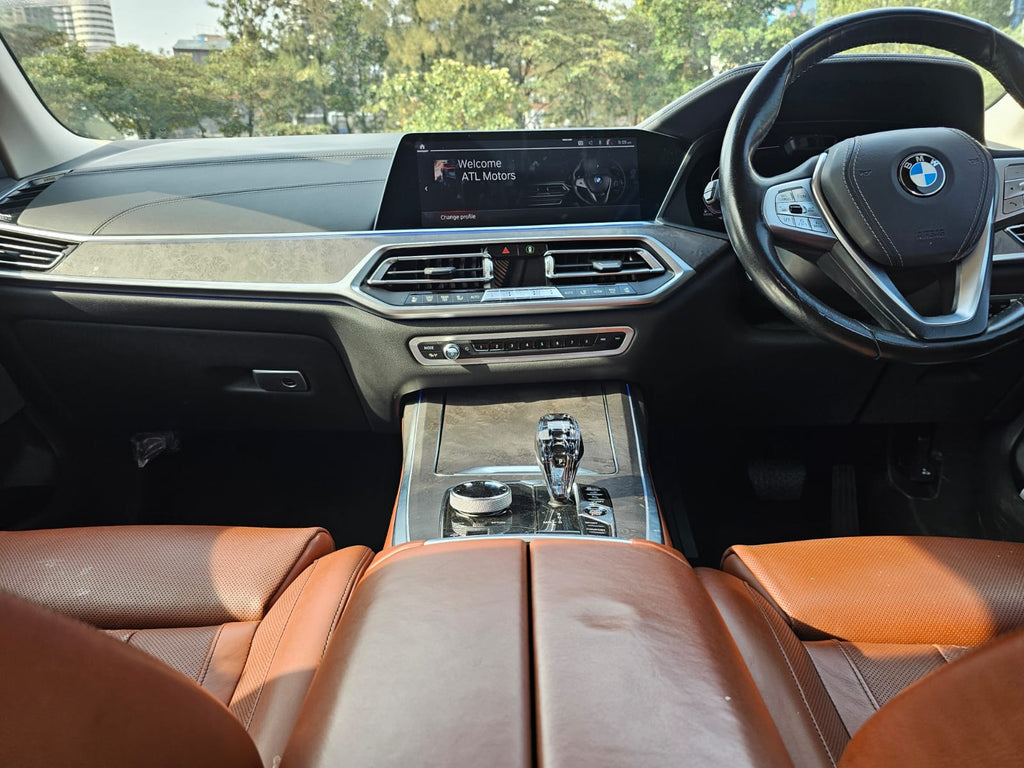2019 BMW X7