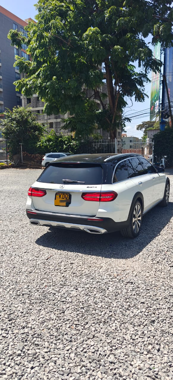 Mercedes-Benz E-Class All-Terrain 220d