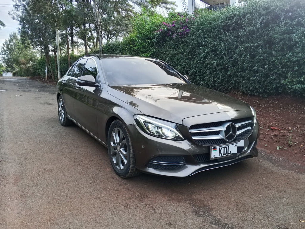 2016 MERCEDES BENZ C200