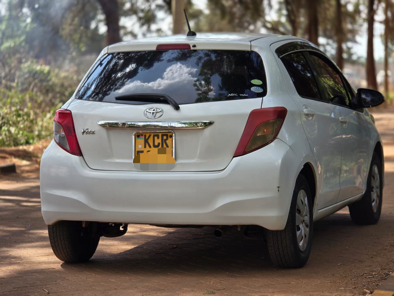 2012 TOYOTA VITZ