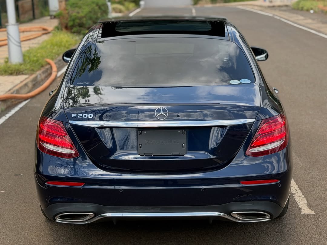 2018 Mercedes Benz E200