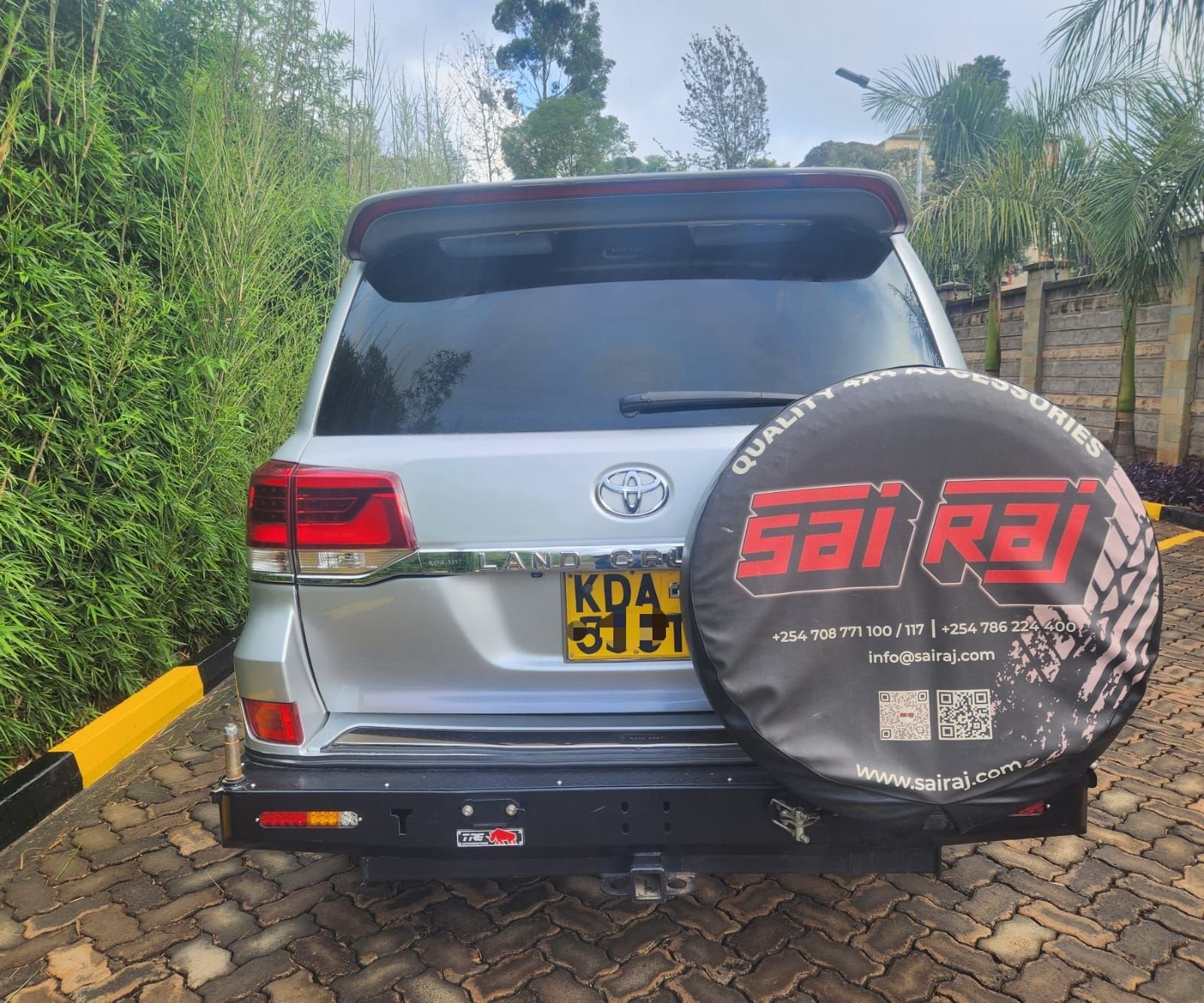 TOYOTA LANDCRUISER V8 4.5L