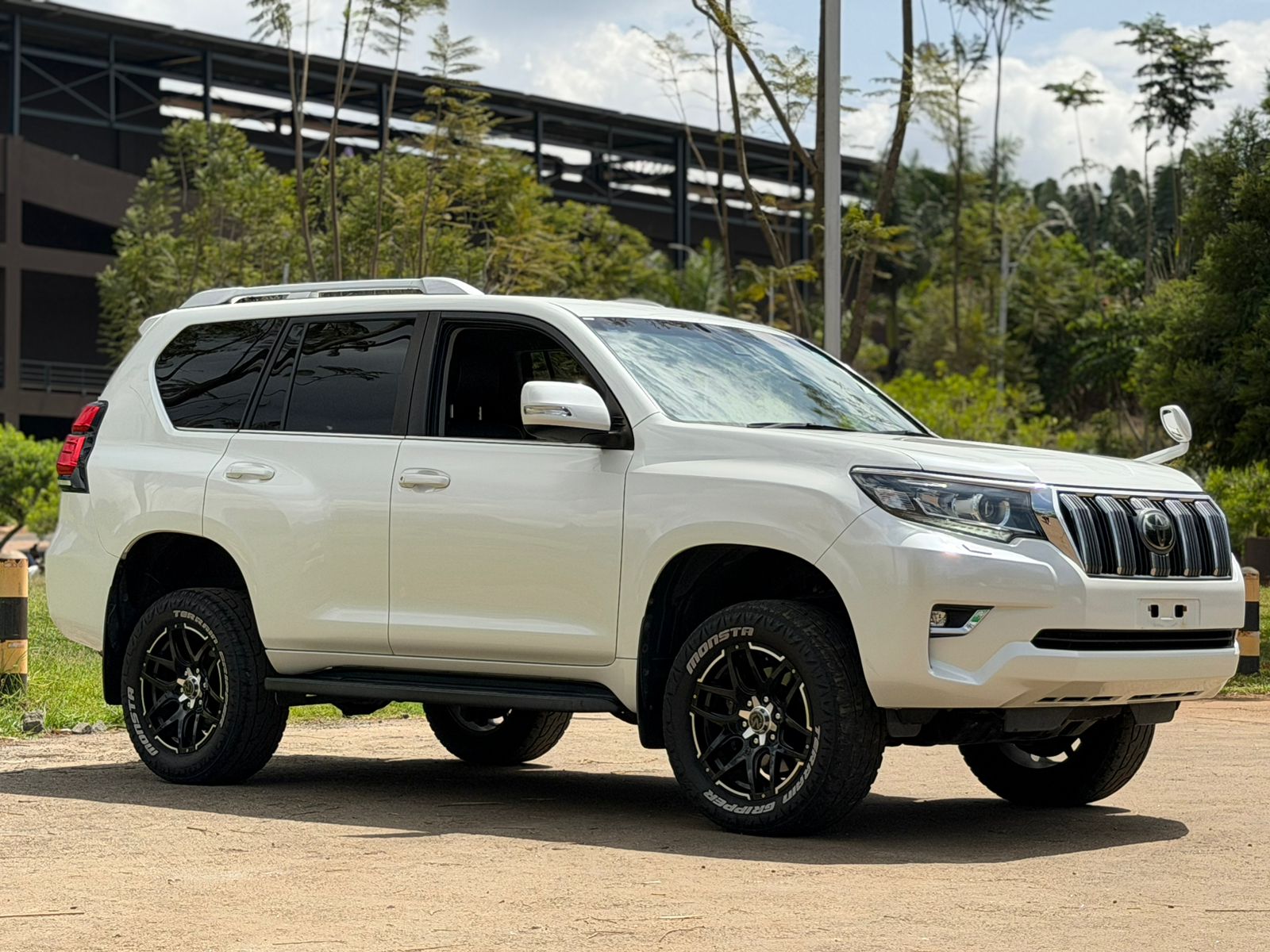 2018 TOYOTA PRADO TX-L J150 WHITE