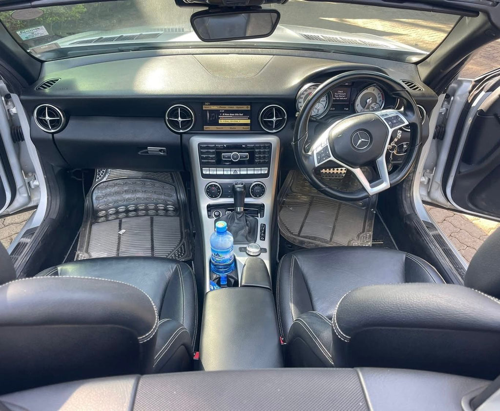 2011 Mercedes Benz SLK 200