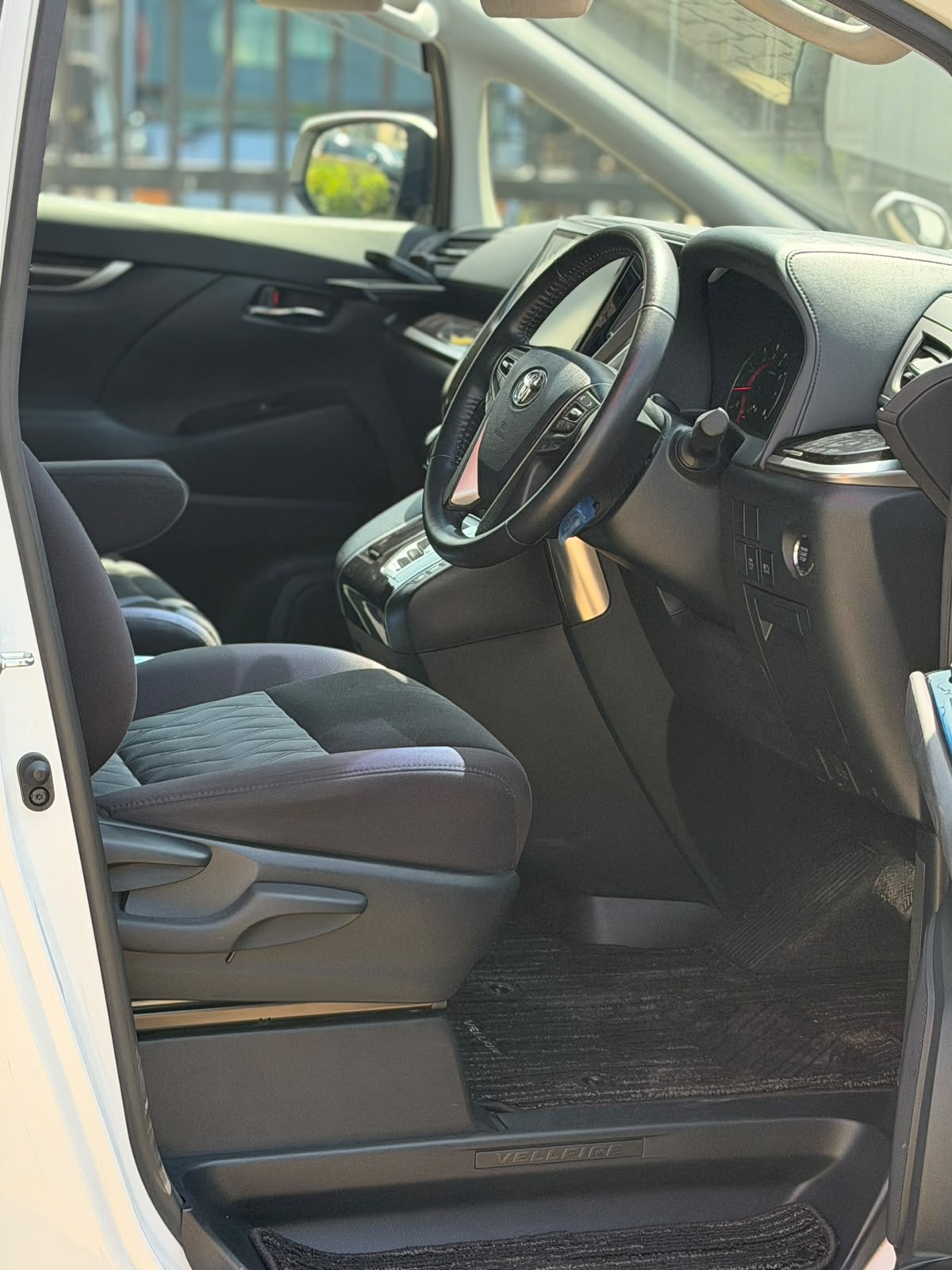 2019 TOYOTA VELFIRE 2019