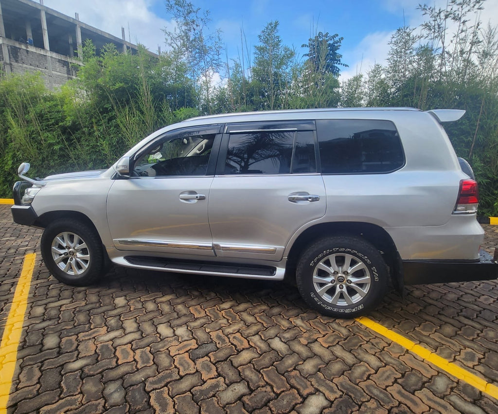 TOYOTA LANDCRUISER V8 4.5L