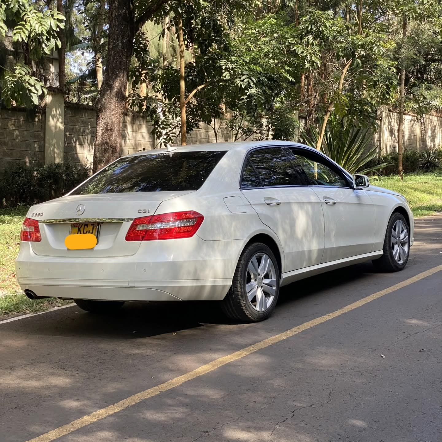 Mercedes Benz E250 W212