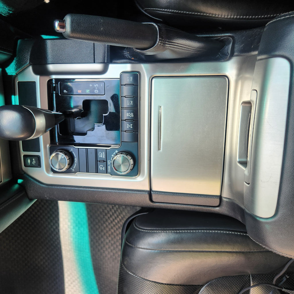 2017 Landcruiser V8 VXR