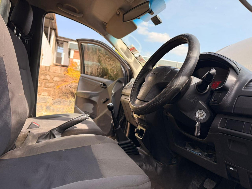 2019 ISUZU DMAX