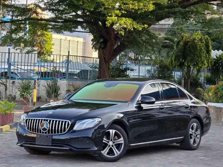 Mercedes Benz