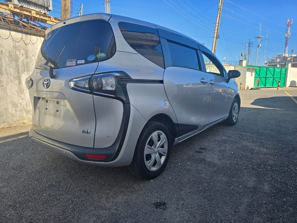 2020 Toyota sienta
