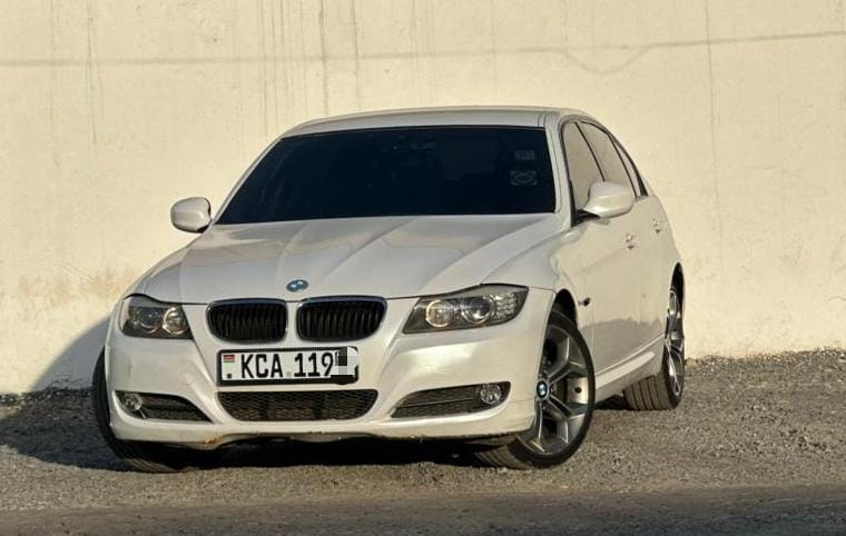 BMW 320i