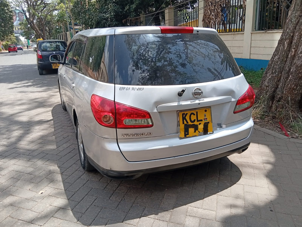 2010 Nissan wingroad