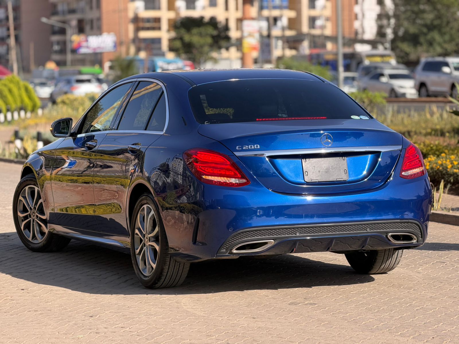 2018 MERCEDES BENZ C200