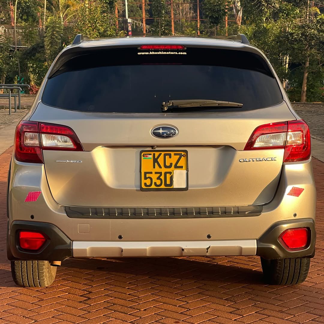 2015 SUBARU OUTBACK B9