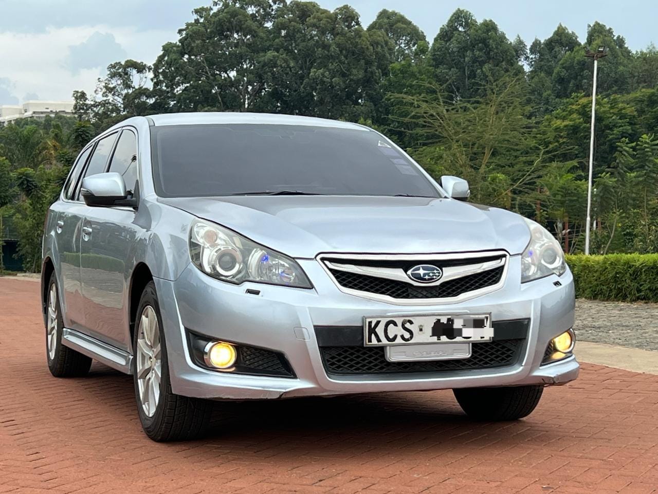 SUBARU LEGACY