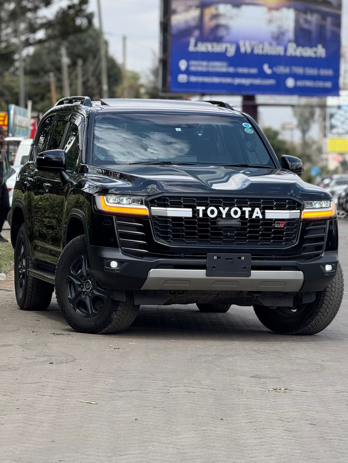 TOYOTA LAND CRUISER GR 2023