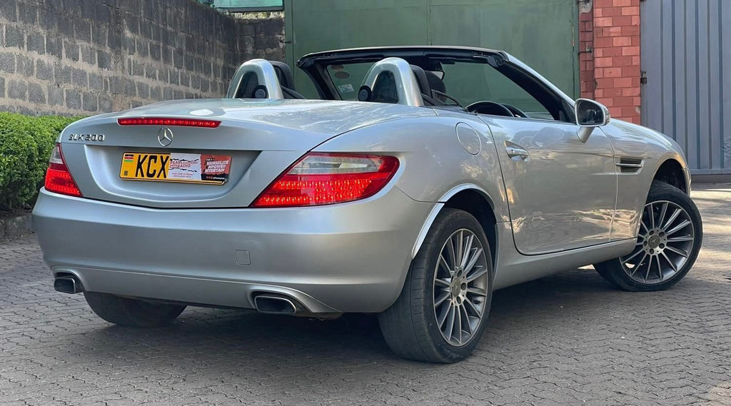 2011 Mercedes Benz SLK 200