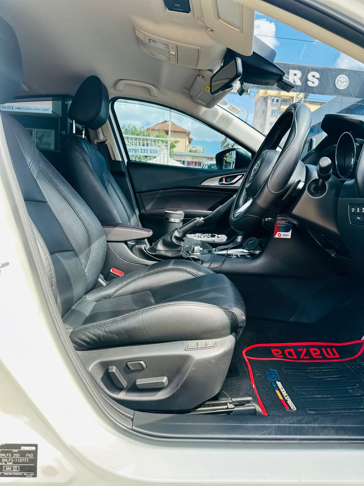 2017 Mazda Axela