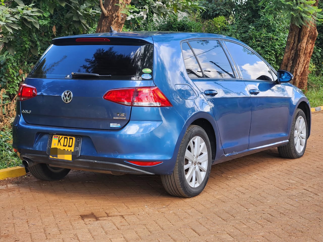 2014 VOLKSWAGEN GOLF TSI