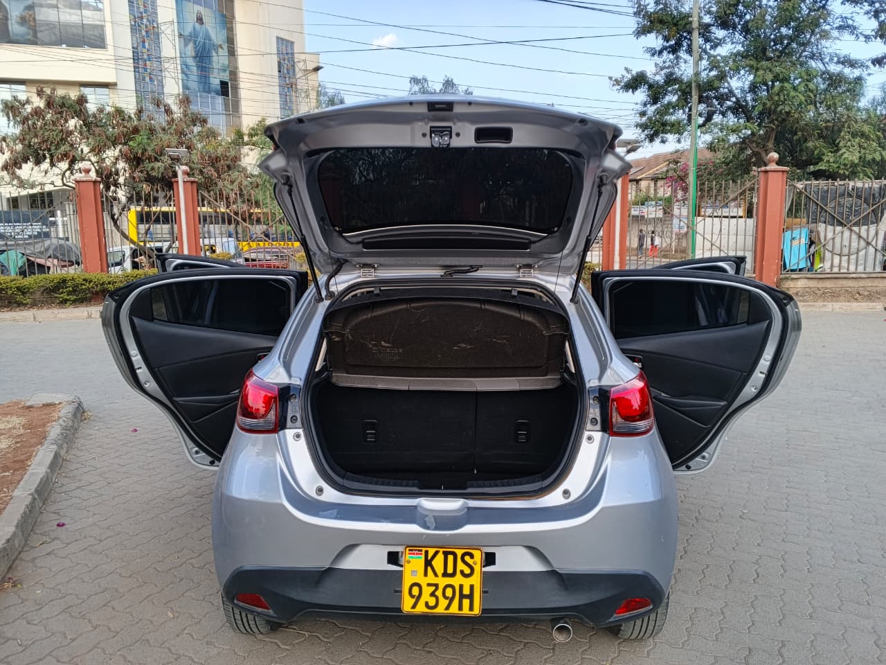 2019 Mazda demio