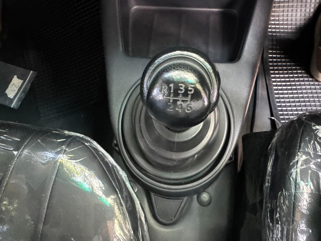 𝟐𝟎𝟏𝟖 𝐓𝐎𝐘𝐎𝐓𝐀 𝐇𝐈𝐋𝐔𝐗 𝐒𝐈𝐍𝐆𝐋𝐄 𝐂𝐀𝐁𝐈𝐍 𝐇𝐈𝐆𝐇𝐑𝐈𝐃𝐄𝐑