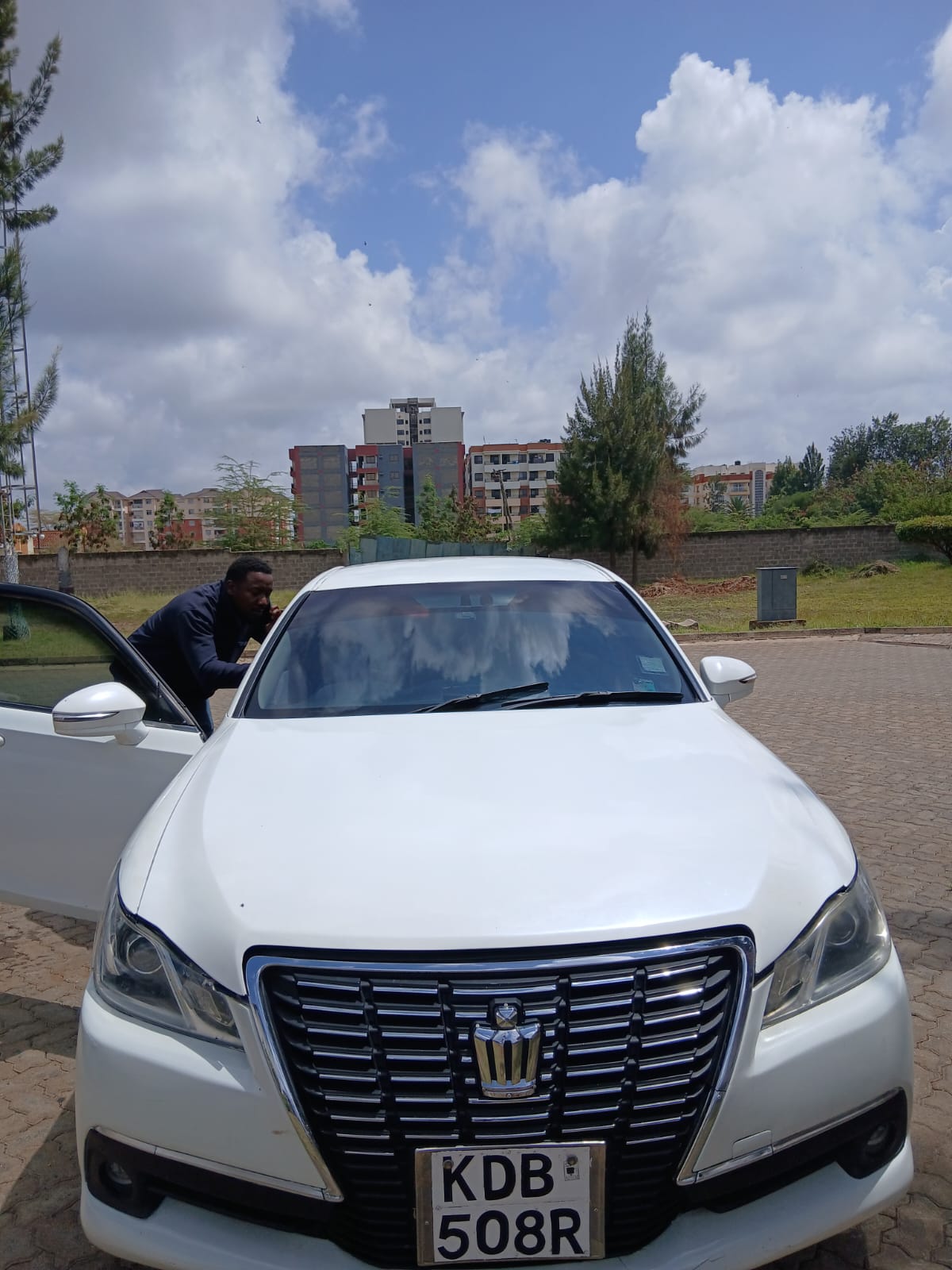 2014 TOYOTA CROWN