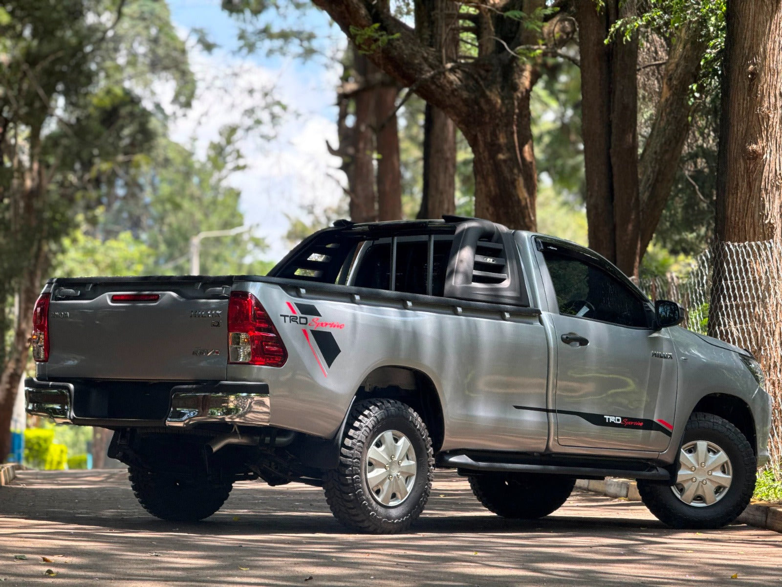 2018 TOYOTA HILUX
