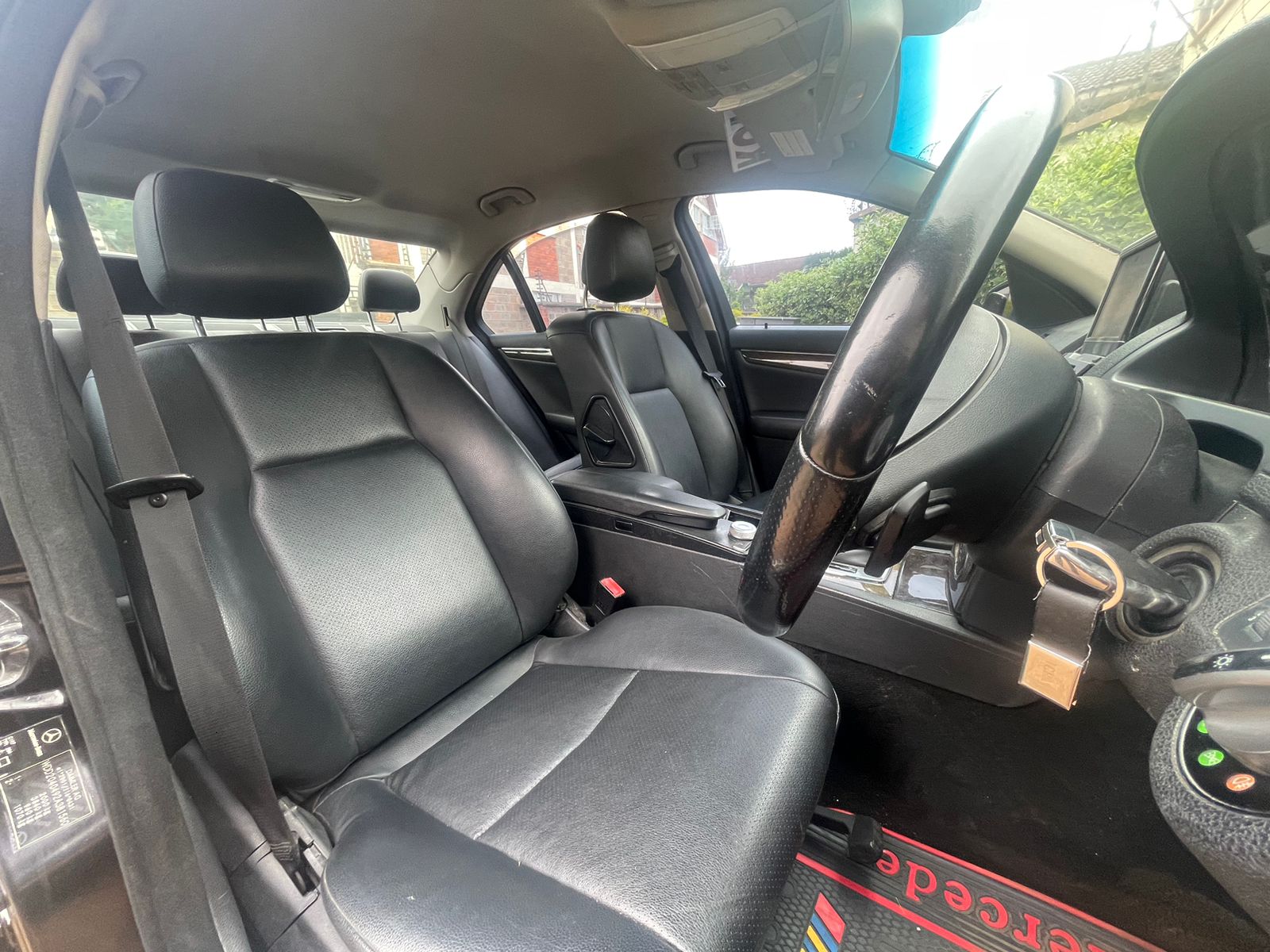 2010 MERCEDES BENZ C200