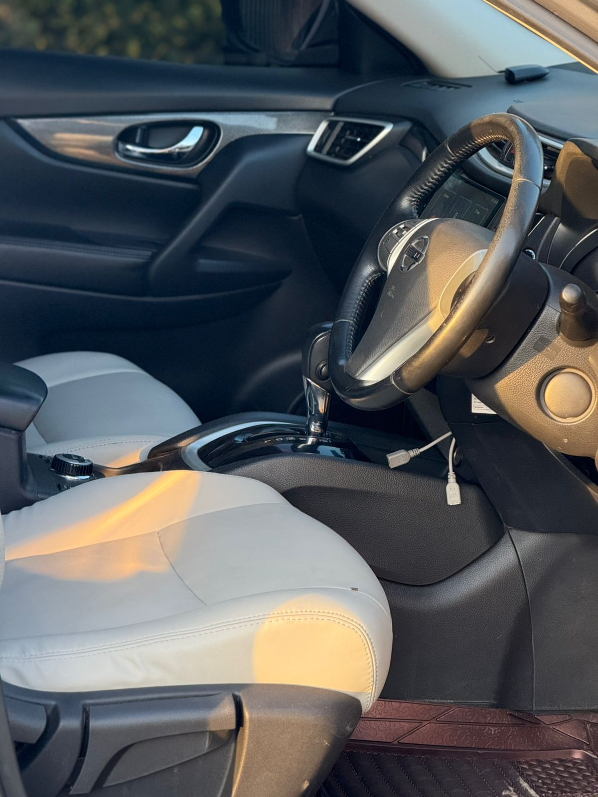 NISSAN X-TRAIL 2015